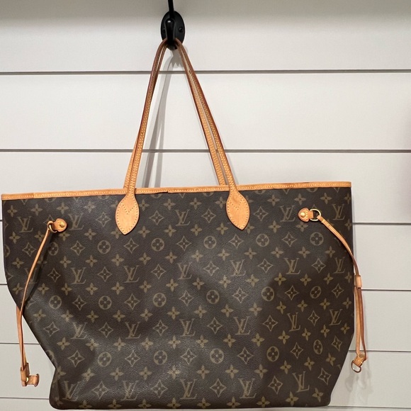 Louis Vuitton The Neverfull GM tote.  Monogram canvas! - Picture 2 of 9